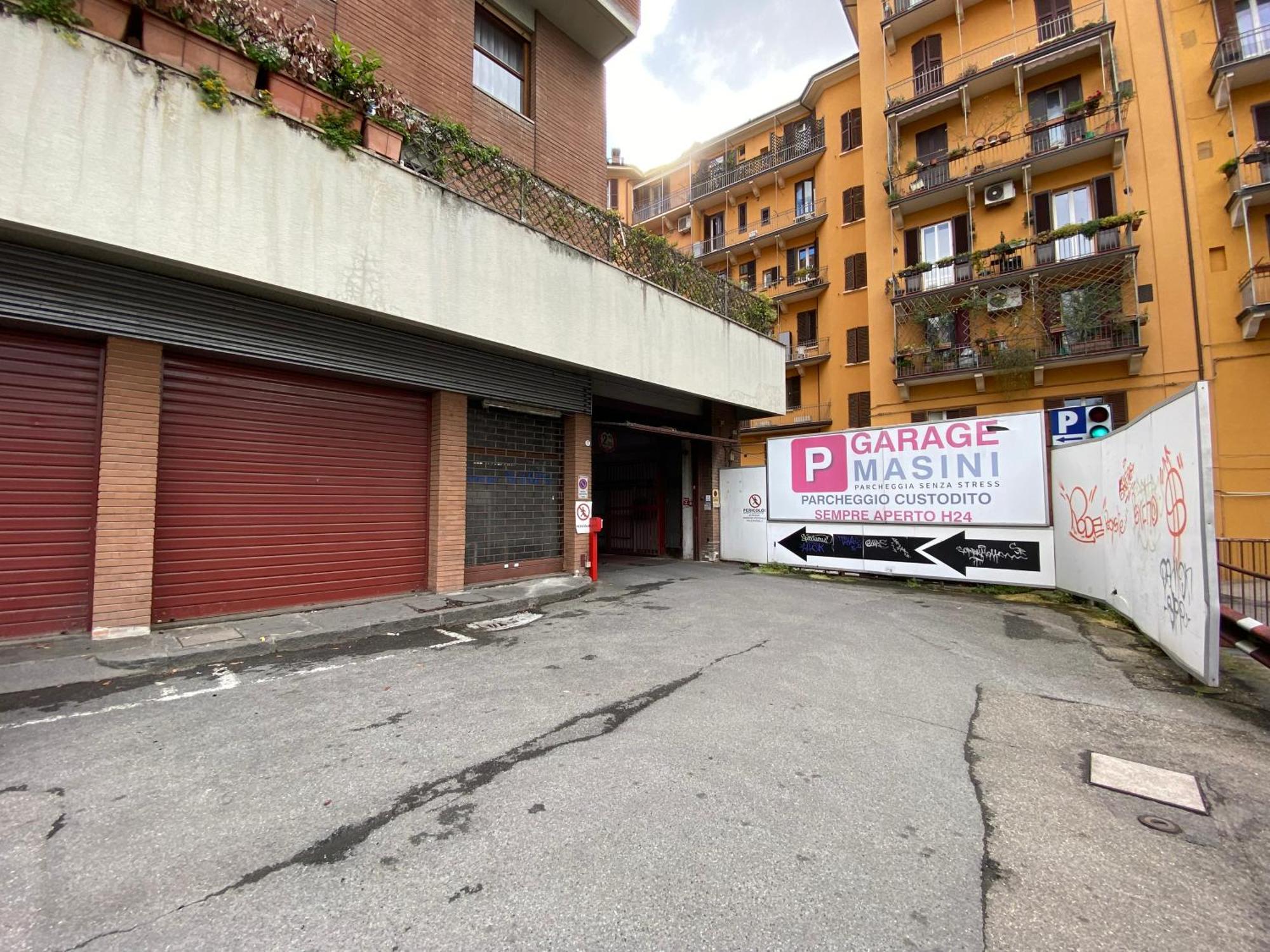 Avantgard Rooms Western Station Bologna Esterno foto