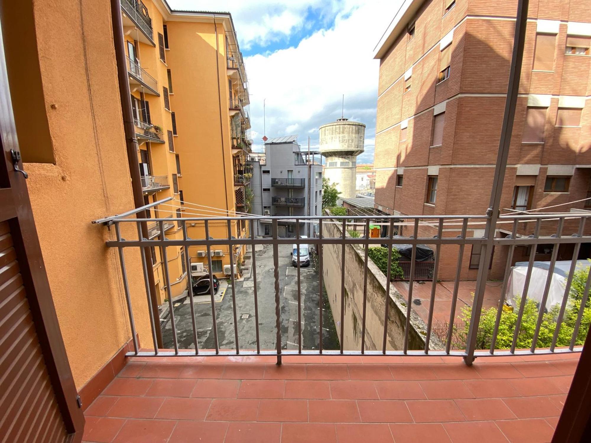 Avantgard Rooms Western Station Bologna Esterno foto