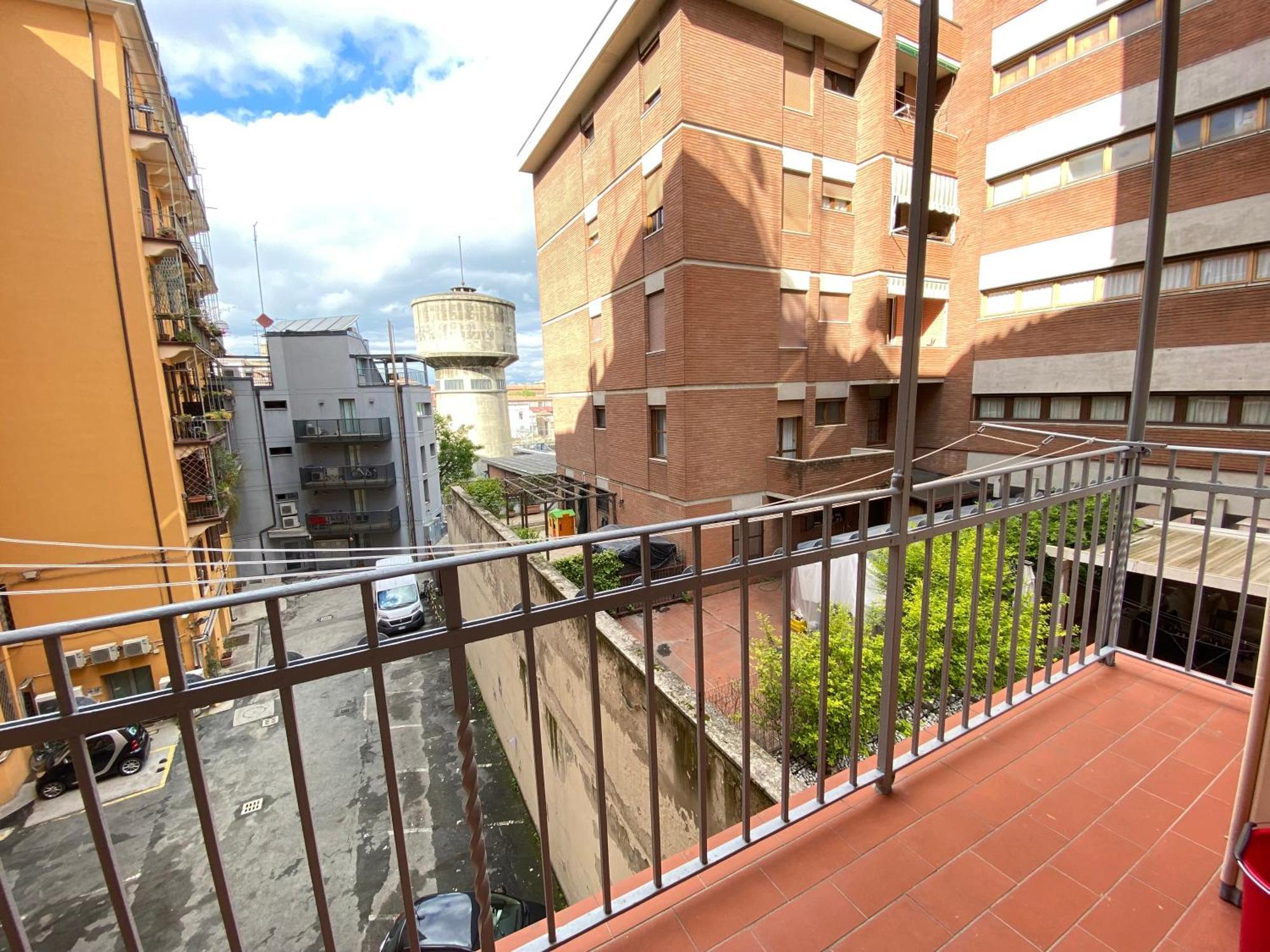 Avantgard Rooms Western Station Bologna Esterno foto